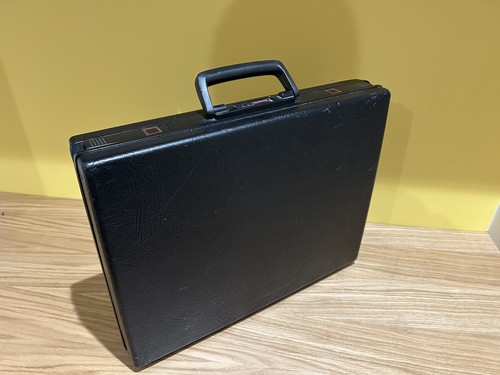 Samsonite vintage hard shell - samsonite,