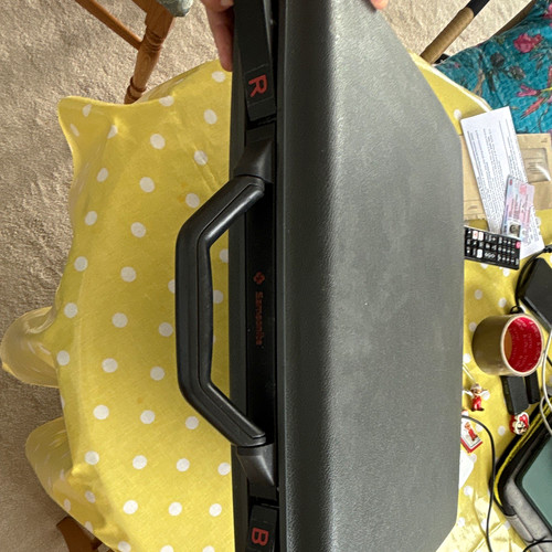 Samsonite black hard plastic - black,