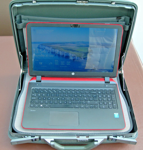 Grey samsonite hard shell - grey,
