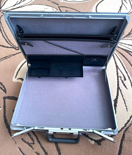 Black hard plastic - hard,