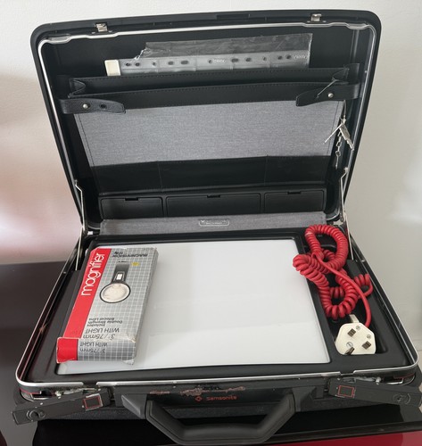 Vintage 1985 samsonite - vintage,
